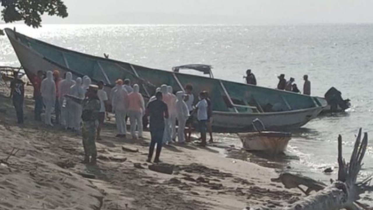 Encontrados 14 esqueletos de africanos em um barco na República Dominicana