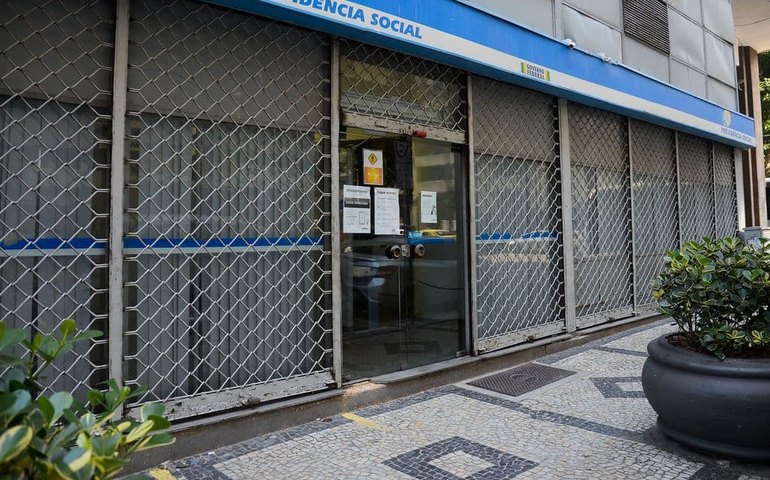Teto dos juros do consignado do INSS cai para 1,84% ao mês