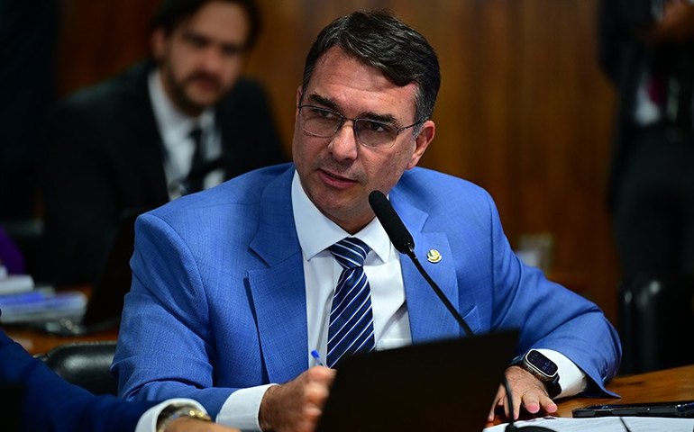 CDH transforma em projeto de lei sugestão que prevê voto impresso