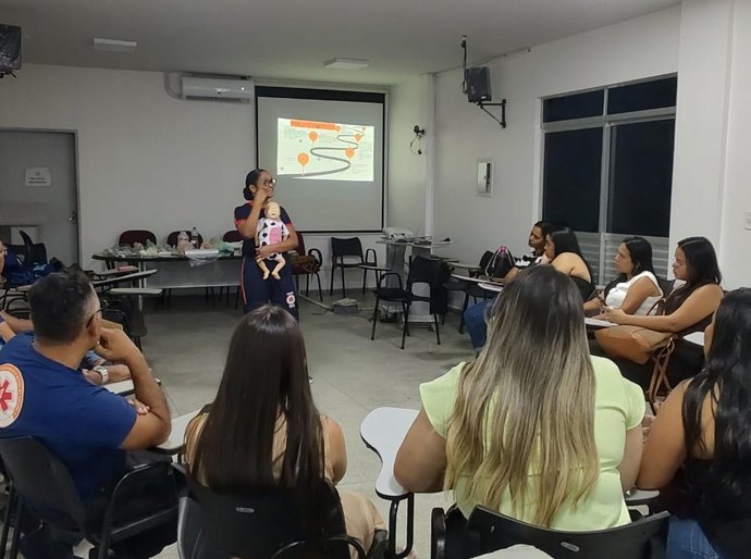 Samu capacita profissionais para atendimento seguro em partos domiciliares e transporte neonatal