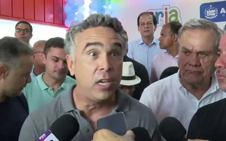 FALTA CRECHE – “Sem dúvida, isso é um crime”: Rafael Brito vai denunciar JHC em Brasília