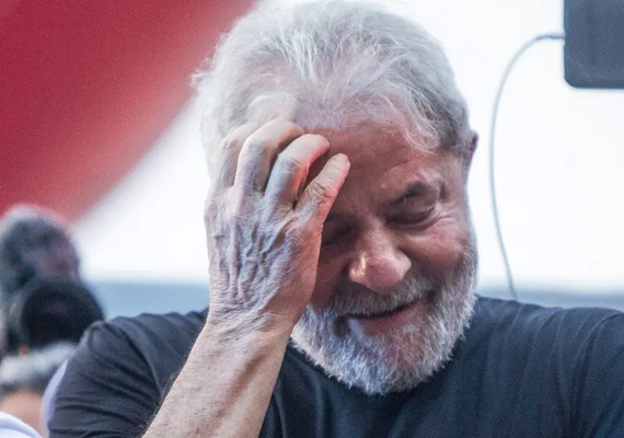 Lula não comparece à sabatina do Jornal da Record