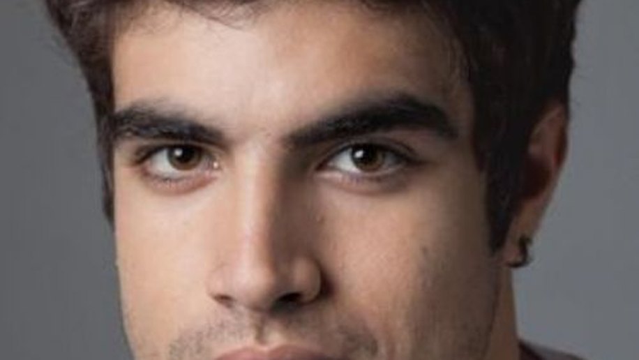 'Antes pegador que veado', diz Caio Castro