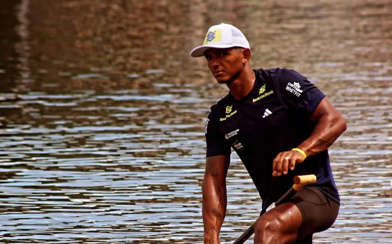 Isaquias Queiroz vence também a C1 1000m na Copa do Mundo da Canoagem Velocidade de Szeged