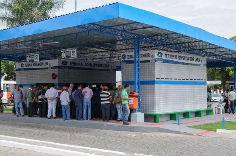 SMTT realiza fiscalização em terminais de ônibus