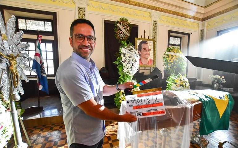 Governador Paulo Dantas vira diretor por um dia em visita ao set de filmagem de Deus Ainda é Brasileiro