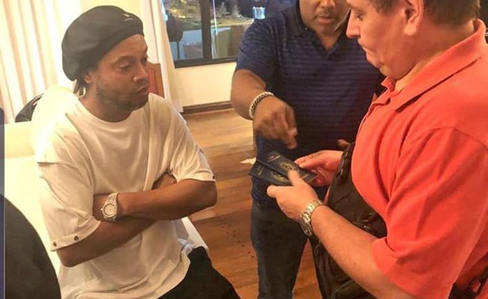 Ex-jogador de futebol é detido com documentos falsos no Paraguai