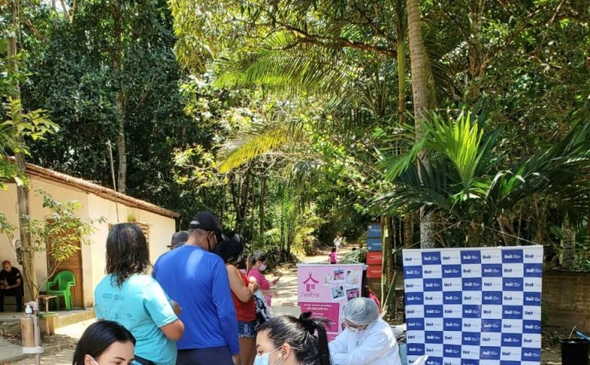 Maceió Rosa promove ações de saúde e bem-estar no Parque Municipal