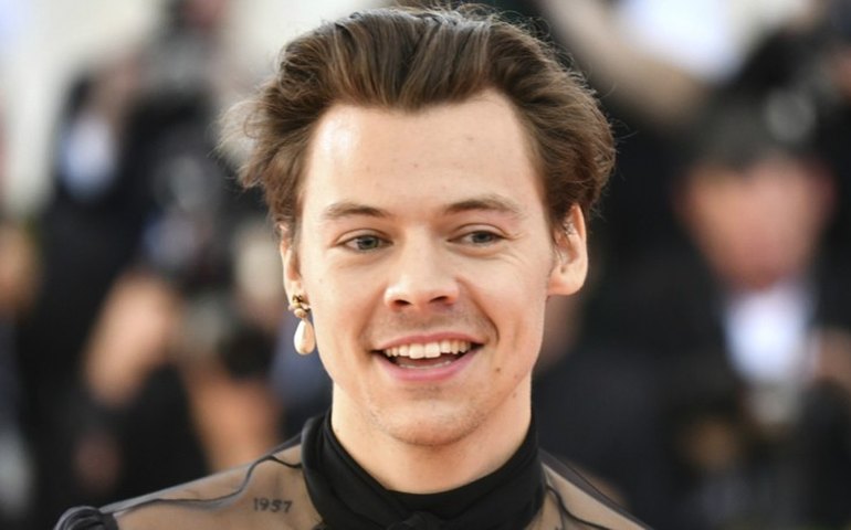 Harry styles anuncia &#8216;As It was&#8217;, primeiro single do novo álbum