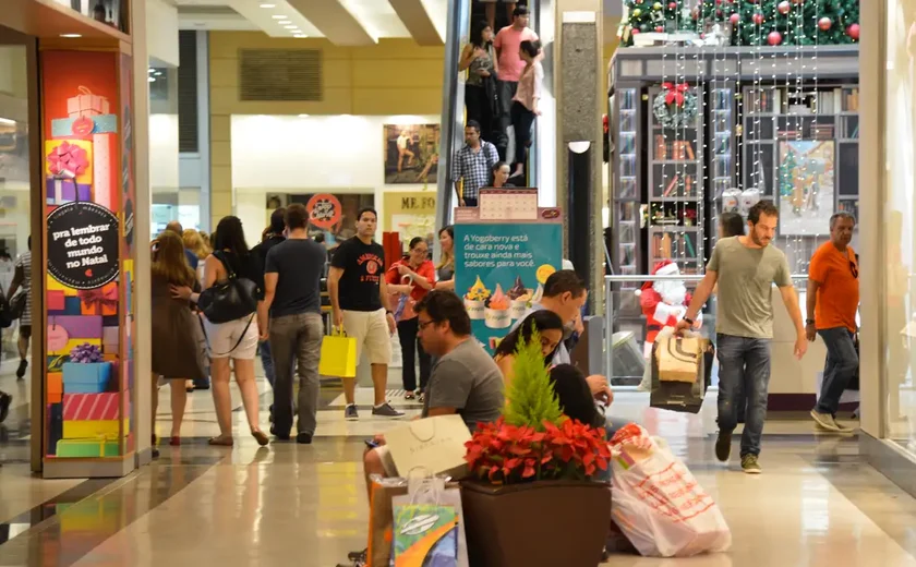 Abrasce: shoppings preveem aumento de 6,9% nas vendas no Natal e movimentação acima de R$ 6 bi