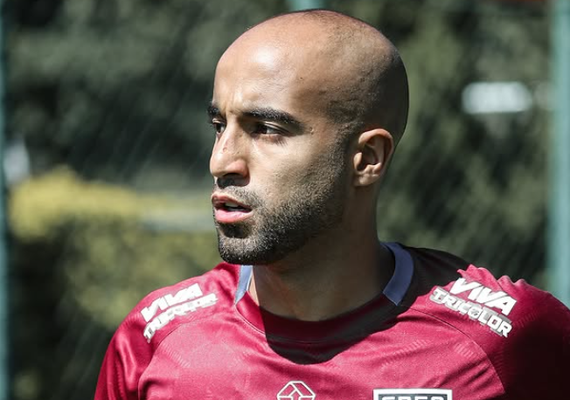 Lucas Moura cumpre cronograma específico de treinos e desfalca o São Paulo contra o Flamengo