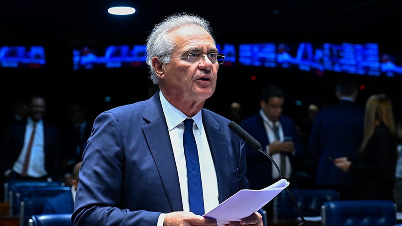 'Os jovens queriam votar e garantimos esse direito', recorda Renan Calheiros sobre criação da Constituição de 88