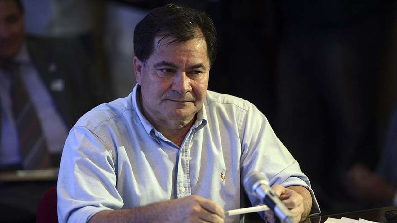 Ex-senador boliviano morre em Brasília após acidente aéreo