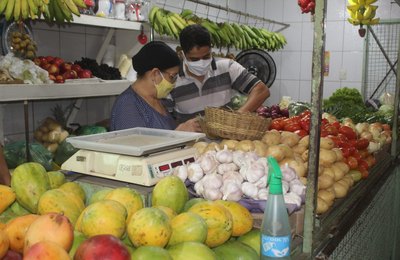 Confira os horários de funcionamento dos mercados e feiras livres no feriado de São João