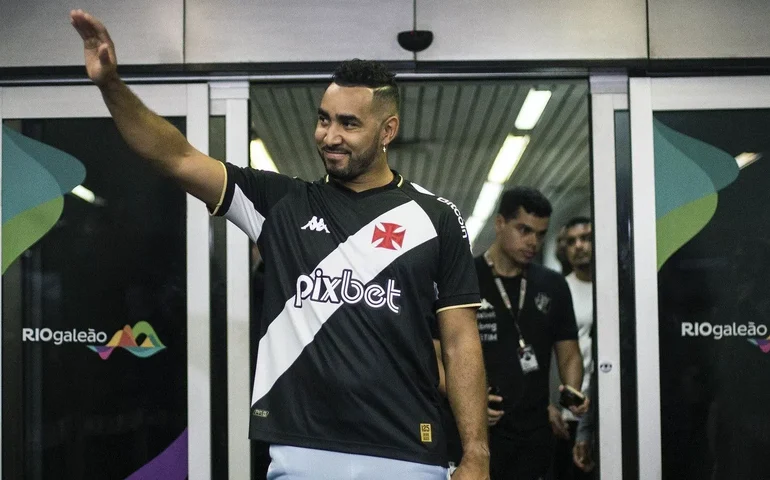 Vasco da Gama, Payet chega: recepção real para o francês