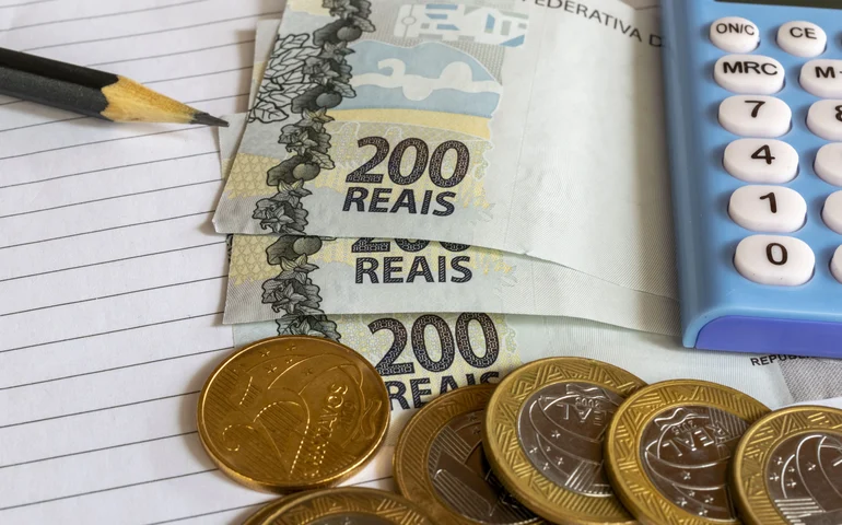 Governos devem ter alta de gastos com redução da jornada; municípios calculam até R$ 35 bi de impacto