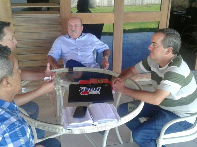 Prefeito de Pilar se reúne com presidente da liga de quadrilhas juninas