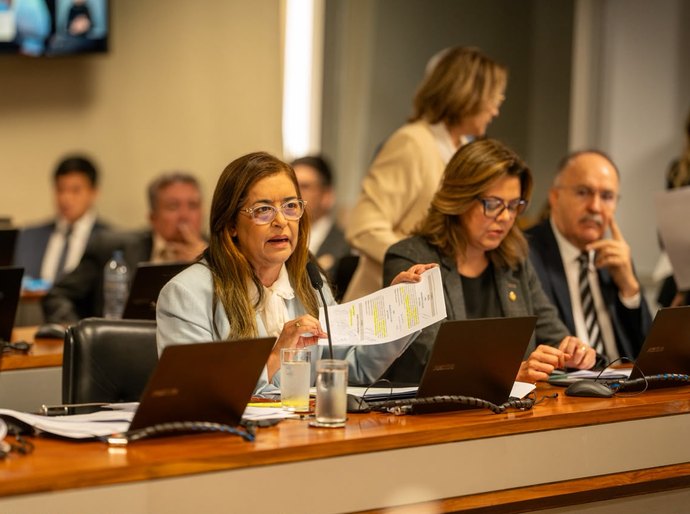 Senadora Eudócia cobra explicações sobre R$ 150 milhões destinados à Assembleia em período eleitoral