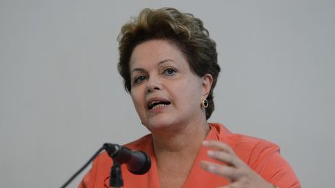 Dilma anuncia reforma ministerial