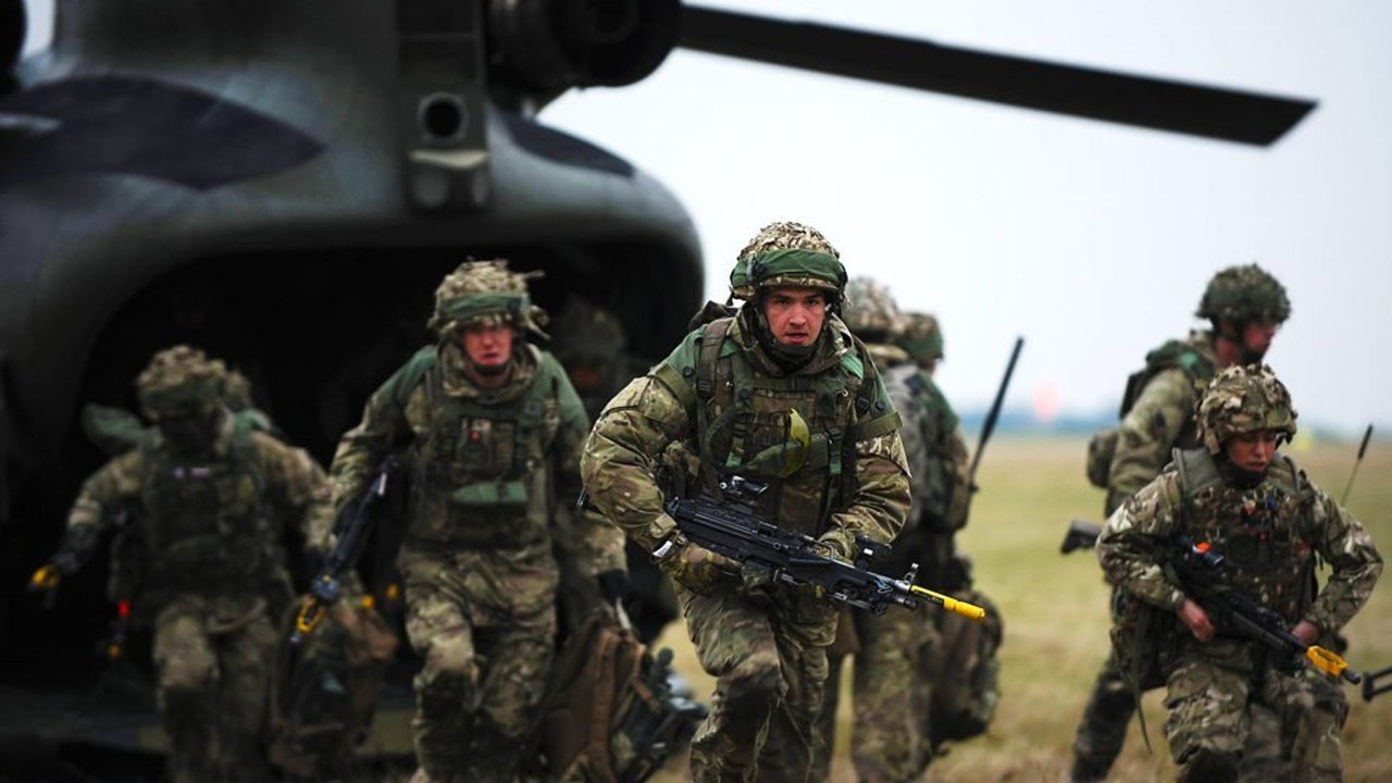General britânico apela à preparação para a guerra e sacrifícios