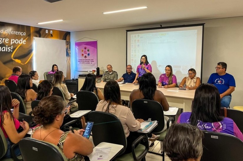 Campo Alegre realiza encontro da Rede para o enfrentamento da Violência contra a Mulher