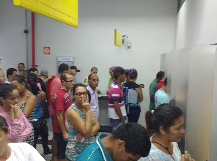 Servidores públicos de São Miguel recebem seus pagamentos