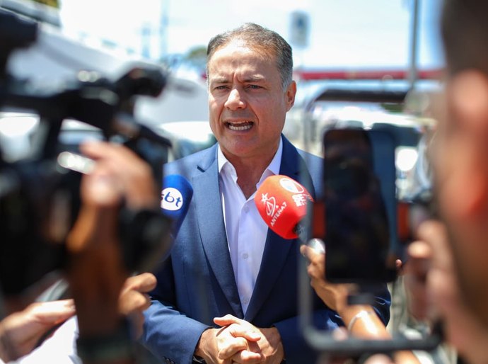 “O outro candidato não foge de mim, foge do eleitor”, diz Renan Filho sobre ausência de JHC em mais um debate