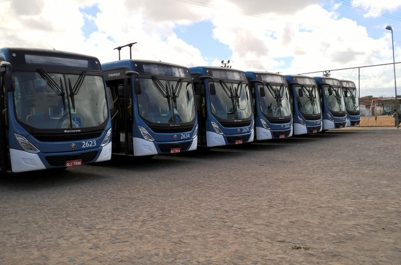 Mais ônibus novos começam a circular em Maceió