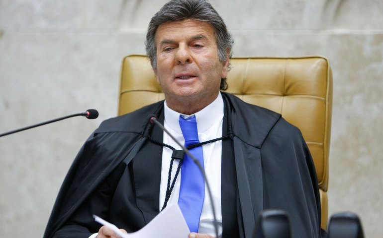 STF entra em jogo e insta Câmara a se posicionar sobre criação de CPI do INSS