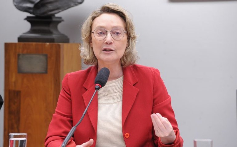 Comissão da Pessoa Idosa aprova criminalização de estelionato sentimental digital