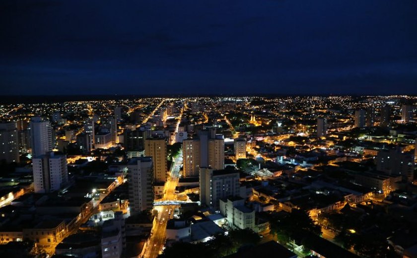 Projeto prevê medidas para modernização da iluminação pública nas cidades