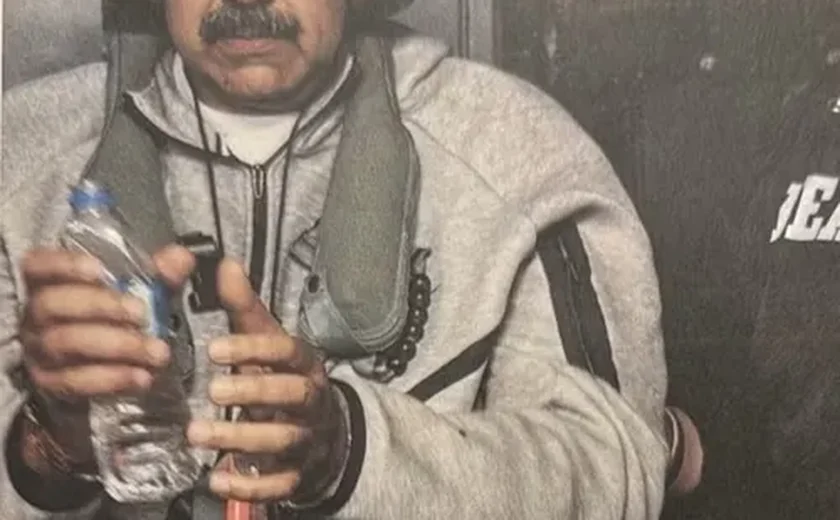 Trump divulga imagem de Maduro supostamente detido e diz que líder venezuelano está em navio da Marinha dos EUA