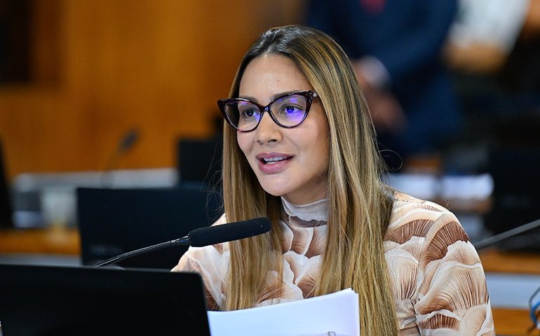 Transferência automática de pensão alimentícia avança e vai ao Plenário