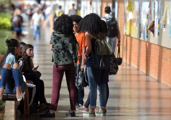 Senado aprova ampliação da Lei de Cotas e inclui quilombolas