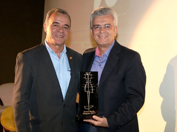 Sebrae em Alagoas é homenageado durante lançamento do Caderno Inova Moda