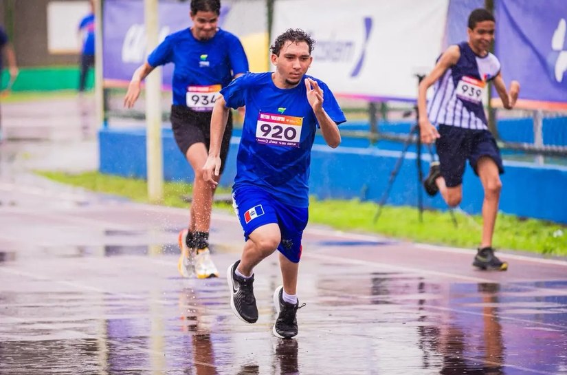 Jovem revelação do atletismo é destaque do Meeting Paralímpico Alagoas com duas medalhas de ouro