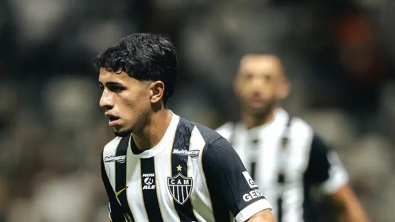 Atlético-MG fura bloqueio do Coritiba e vence em casa