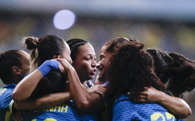 Brasil goleia Jamaica em último jogo antes da convocação para Paris