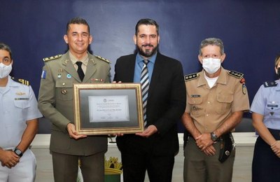 Câmara concede título de Cidadão Benemérito ao coronel da PM Calos Luna