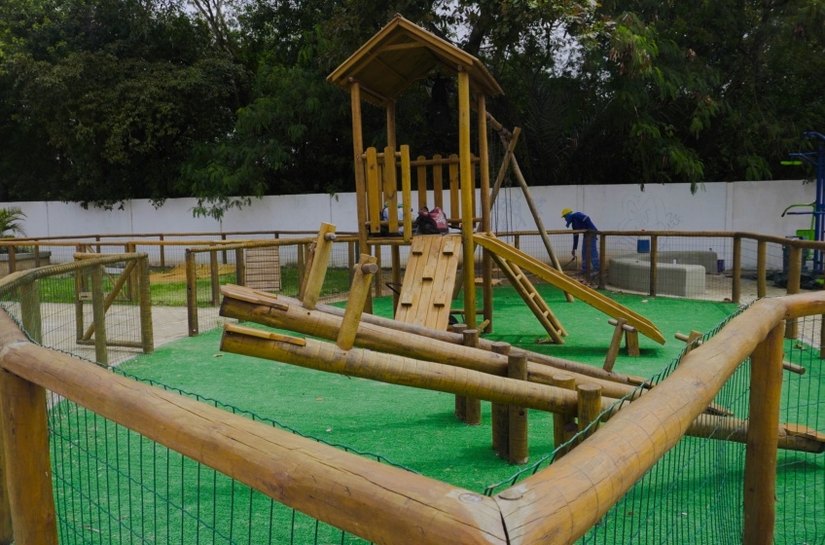 Obras na Praça do Conjunto José Tenório chegam à reta final