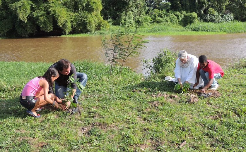 Plantação de mudas e missa marcam semana do meio ambiente em Satuba