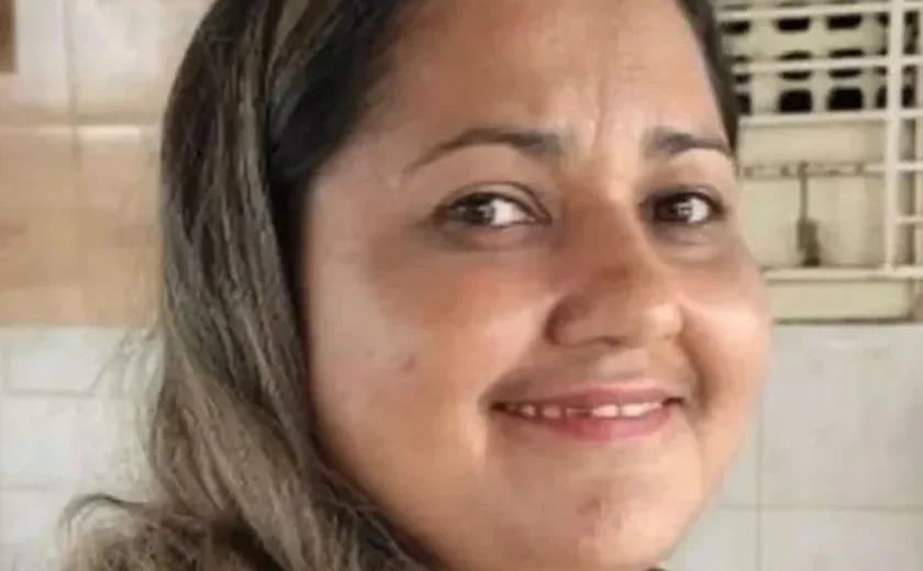 Mulher é encontrada morta no banheiro da residência em Delmiro Gouveia