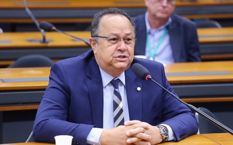 Comissão aprova isenção de tributos de telecomunicação para rádios e TVs do Legislativo e do Judiciário