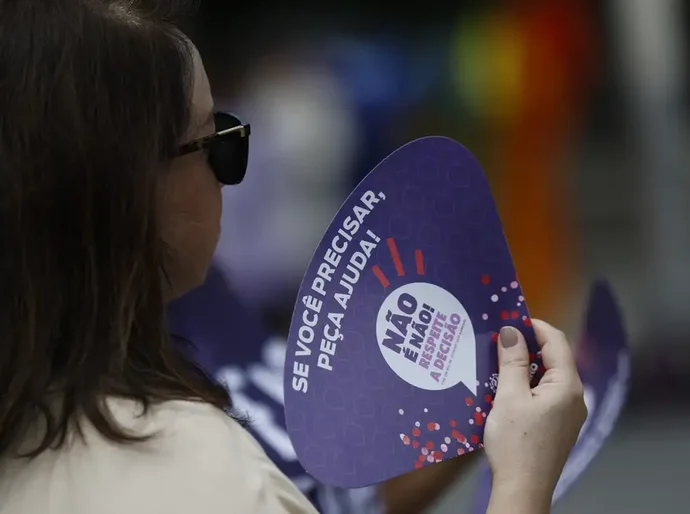 Carnaval: 80% das mulheres temem assédio e quase metade já foi vítima