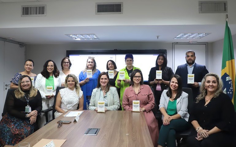 Governo federal certifica embaixadoras do Mães do Brasil e lança novas funcionalidades no aplicativo do programa