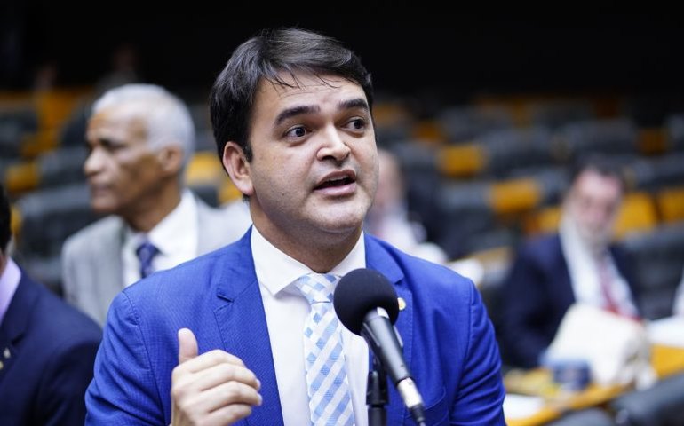 Proposta penaliza quem impedir transporte de pessoas com deficiência