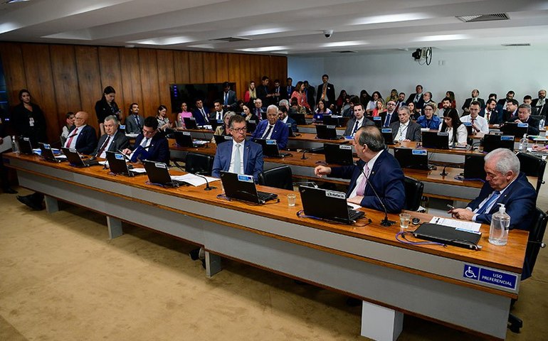 CAE adia análise do PL que cria marco legal da indústria dos jogos eletrônicos