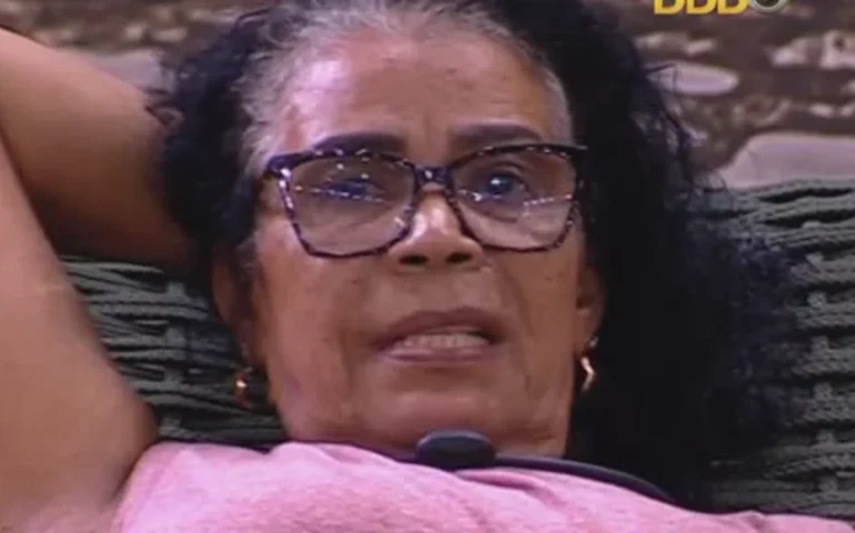 Vilma se emociona e diz estar 'decepcionada' com brothers: 'Vontade de voltar atrás'