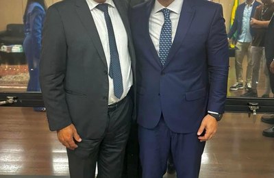 Prefeito de Branquinha participa de mobilização e importante agenda em Brasília