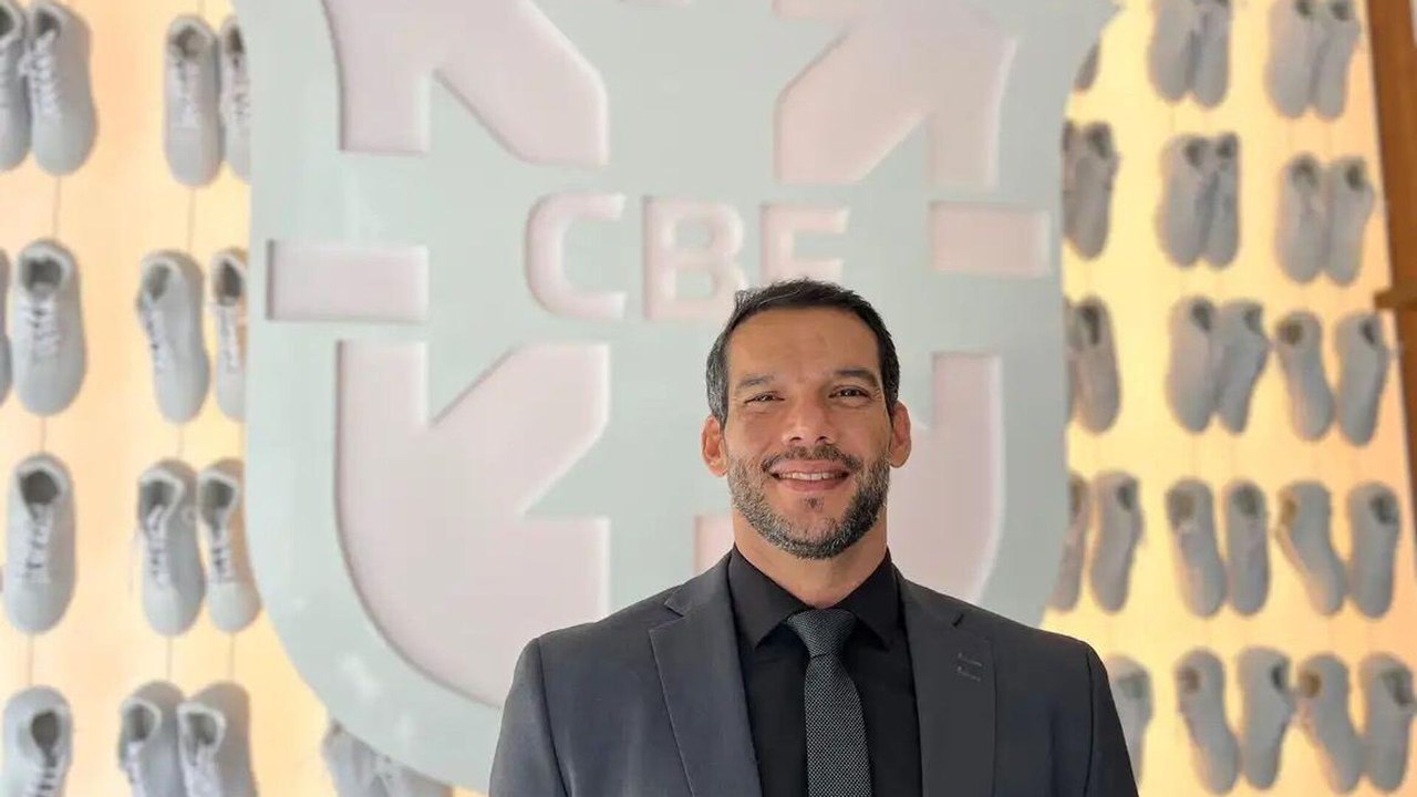 Samir Xaud é eleito presidente da CBF em meio a boicote de clubes